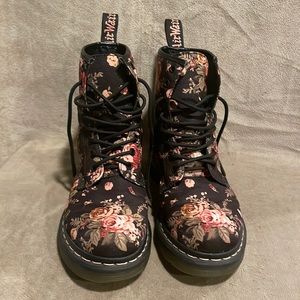 Dr. Martens Brown Victoria rose Floral 11821 boots.